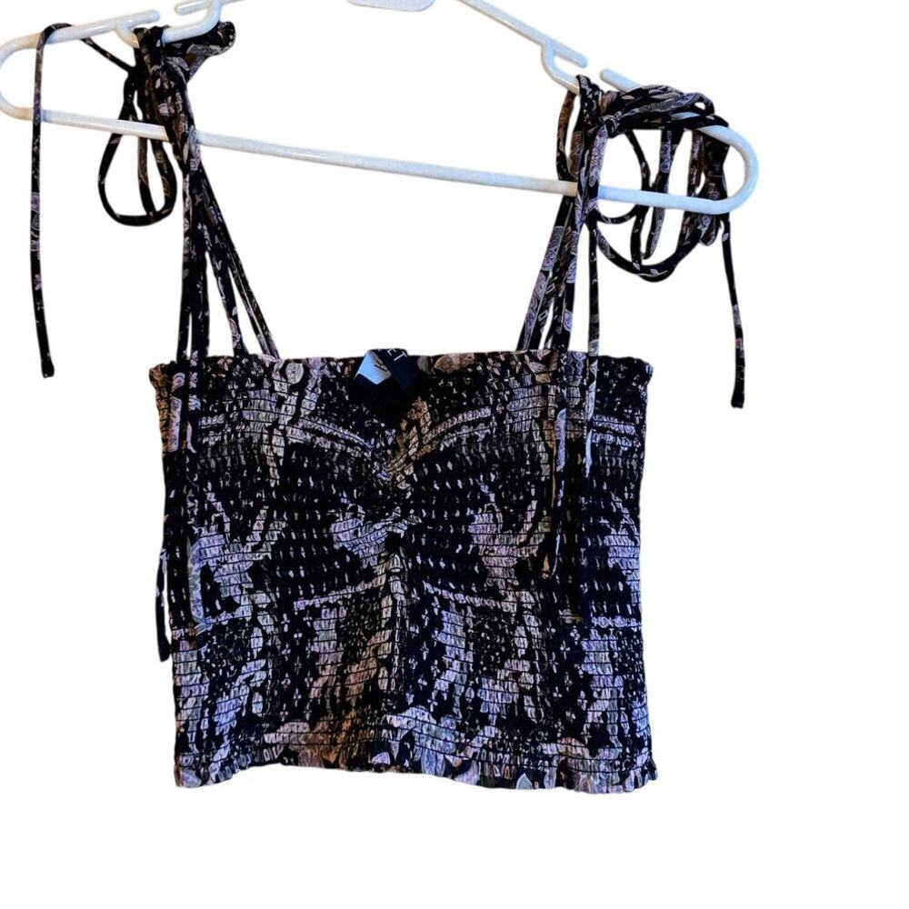 Reset smacket crop top size small